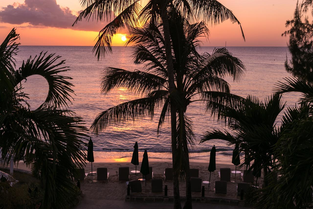 Отель Coral Reef Club Сент-Джеймс Экстерьер фото